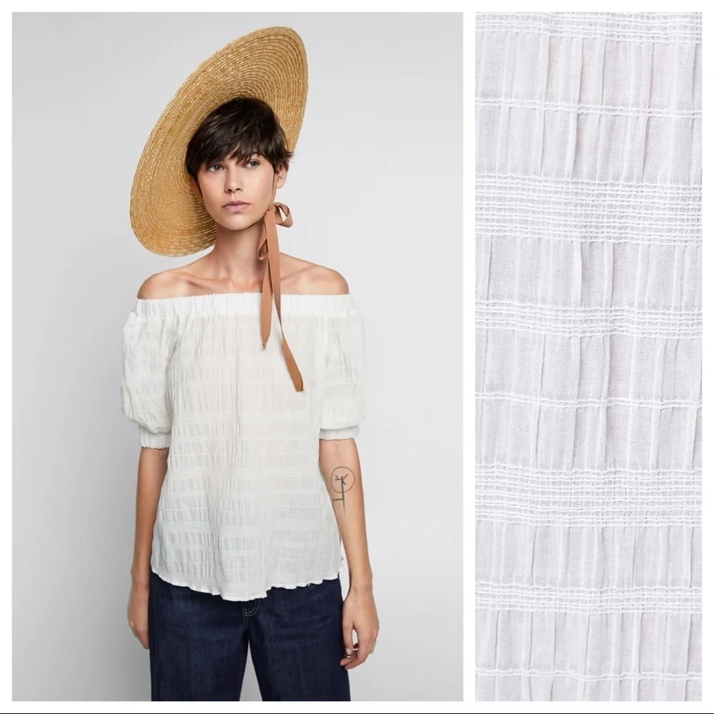 NWT. Zara White Blouse with Puff Sleeves. Size S.